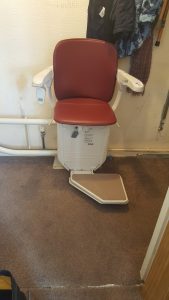 Reconditioned stannah curved stairlift